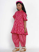 Load image into Gallery viewer, Girls Pink &amp; Gold-Toned Printed Kurta with Dhoti Pants
